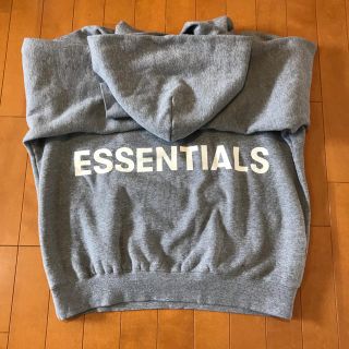 フィアオブゴッド(FEAR OF GOD)の美品 FOG essentials パーカー グレー M fear of god(パーカー)