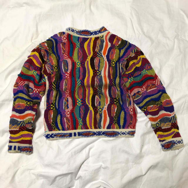 COOGI(クージー)のキッズ古着 COOGI クージー カラフル 3D ニット オーストラリア キッズ/ベビー/マタニティのキッズ服女の子用(90cm~)(ニット)の商品写真