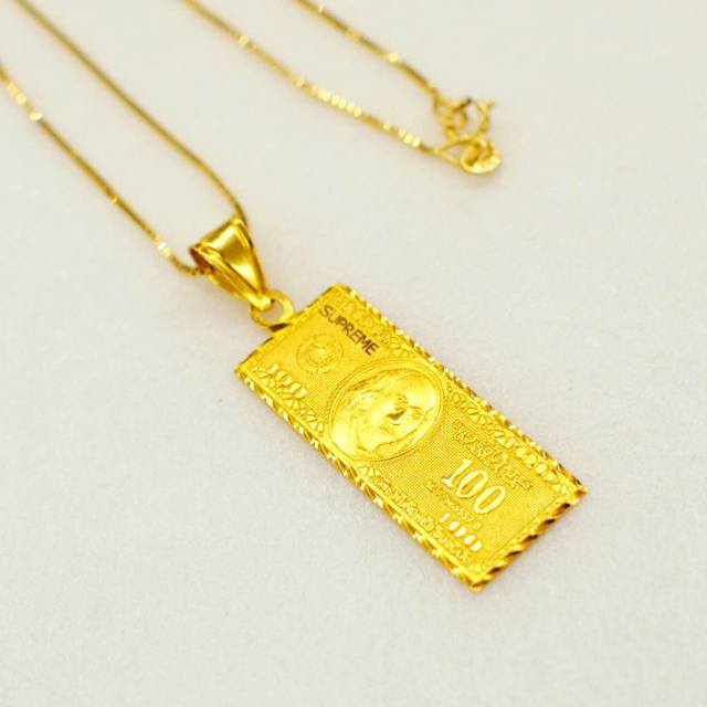 Supreme 17AW 100Dollar Bill Gold Pendant Supreme 17AW 100Dollar Bill Gold Pendant