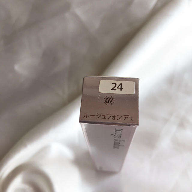 MENARD(メナード)の新品 メナードルージュフォンデュ24 コスメ/美容のベースメイク/化粧品(口紅)の商品写真