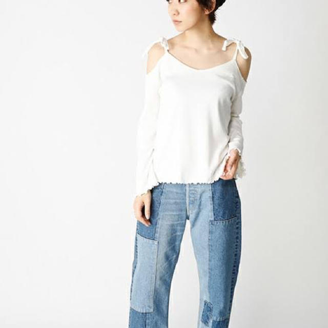 moussy(マウジー)のオープンショルダーリボントップス 新品 レディースのトップス(シャツ/ブラウス(長袖/七分))の商品写真