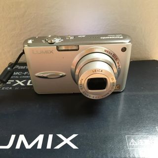 パナソニック(Panasonic)のデジカメ LUMIX DMC−FX01(コンパクトデジタルカメラ)