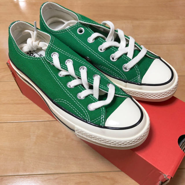 CONVERSE(コンバース)の［新品未使用］チャックテイラー グリーン 22.0 レディースの靴/シューズ(スニーカー)の商品写真