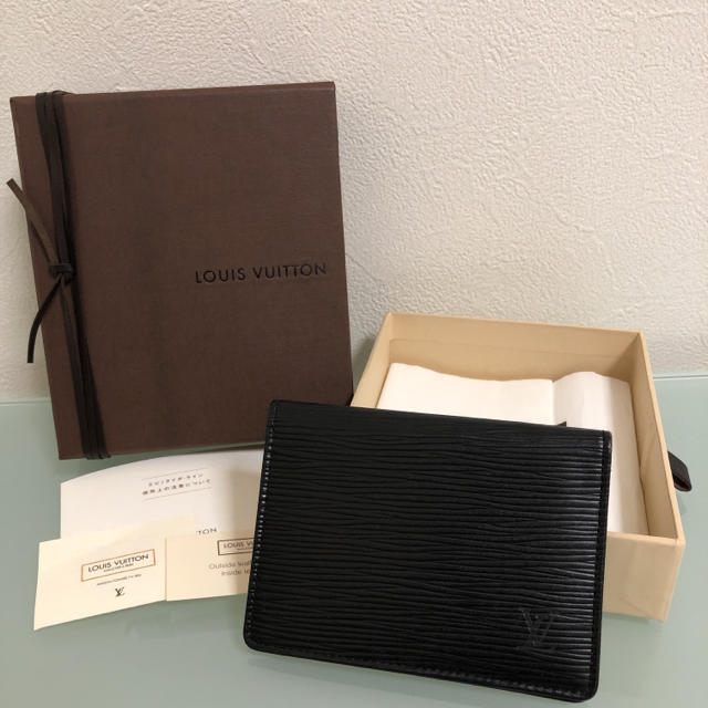 LOUIS VUITTON - ヴィトン エピ カードケース ポルト 2カルト ヴェルティカル M63202の通販 by shop｜ルイ