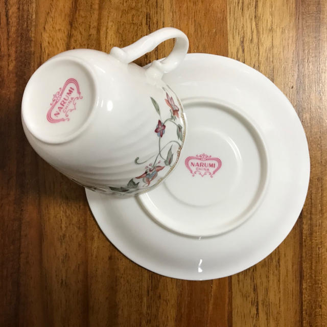 Narumi ナルミ 花柄のコーヒーカップ C S 4コ 送料の通販 By デニグラ商店 ナルミならラクマ Narumi ナルミ 花柄のコーヒーカップ C S 4コ 送料の通販 By デニグラ商店 ナルミならラクマ