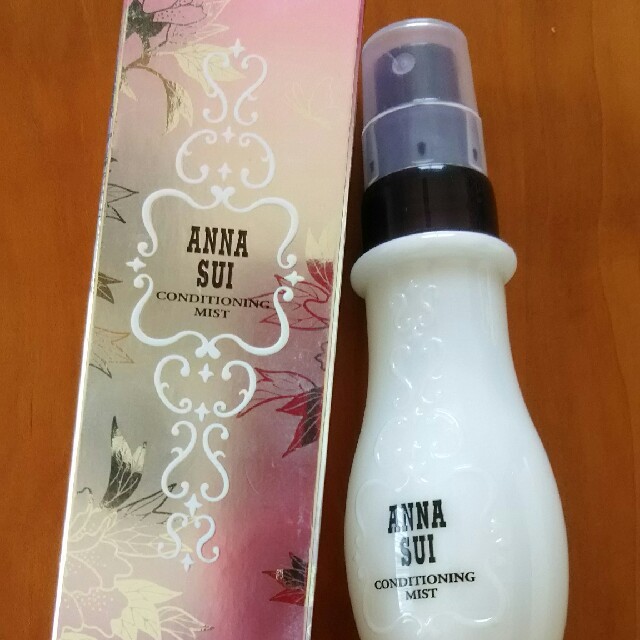 ANNA SUI(アナスイ)のお値下げ中です！アナスイ　コンディショニングミスト コスメ/美容のスキンケア/基礎化粧品(化粧水/ローション)の商品写真