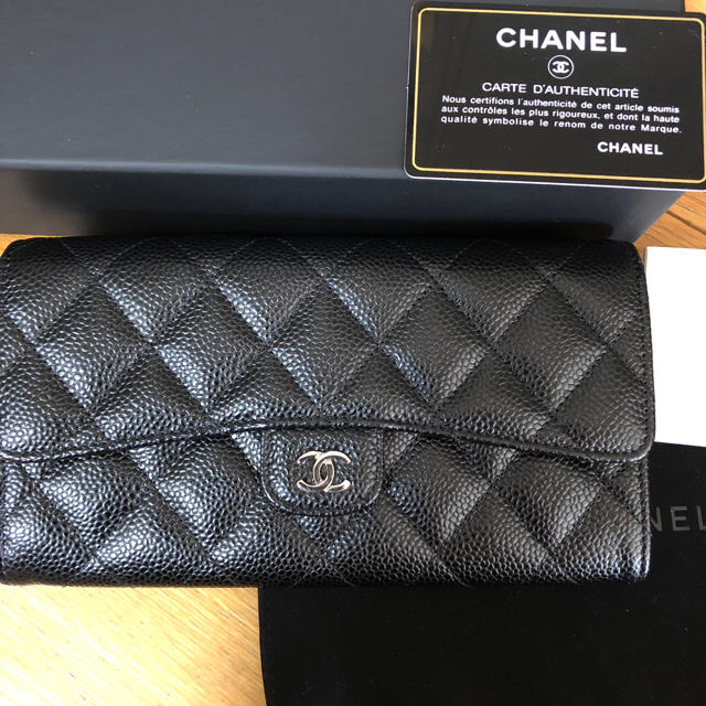 CHANEL - CHANEL、キャビアスキン長財布。未使用です。の通販 by はな's shop｜シャネルならラクマ