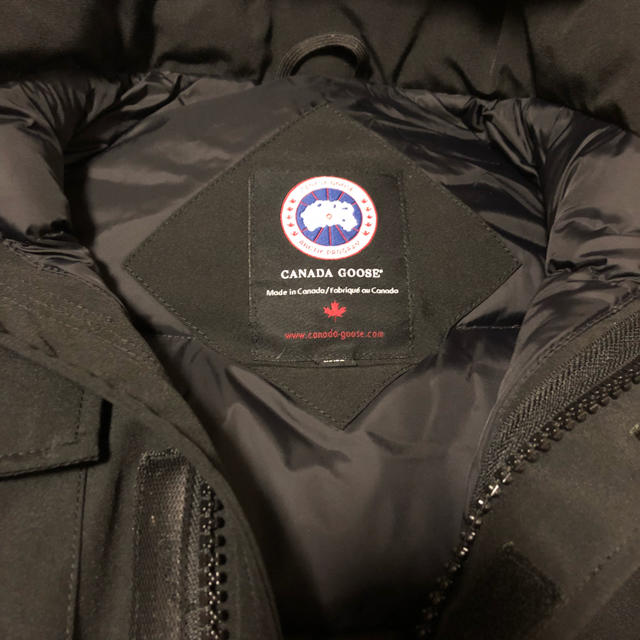 CANADA GOOSE(カナダグース)のカナダグース カムループス  xs メンズのジャケット/アウター(ダウンジャケット)の商品写真