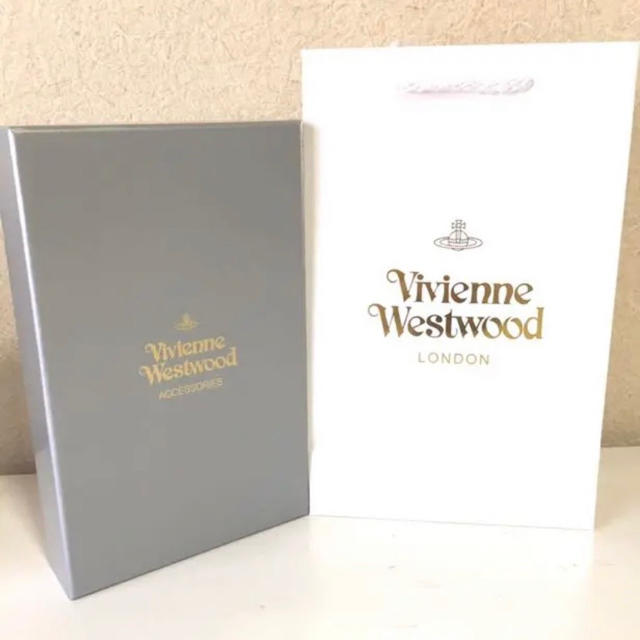 Vivienne Westwood(ヴィヴィアンウエストウッド)の SALE ヴィヴィアンウエストウッド 長財布 レディースのファッション小物(財布)の商品写真