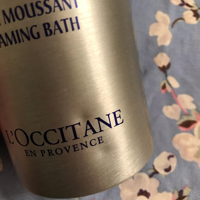 L'OCCITANE(ロクシタン)のロクシタン LV フォーミングバス コスメ/美容のボディケア(入浴剤/バスソルト)の商品写真