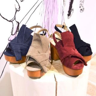 ダブルクローゼット(w closet)のw closet ウッドソールリボンサンダル(サンダル)