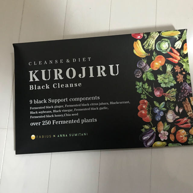 KUROJIRU コスメ/美容のダイエット(ダイエット食品)の商品写真