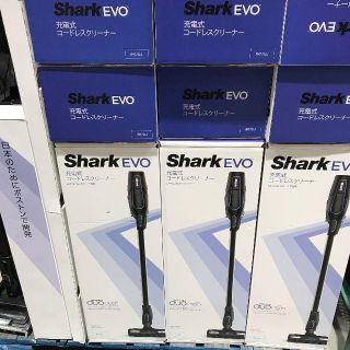 専用 SHARK シャーク コードレスクリーナー EVO170Jの通販 by reshio's ... 専用 SHARK シャーク コードレスクリーナー EVO170J