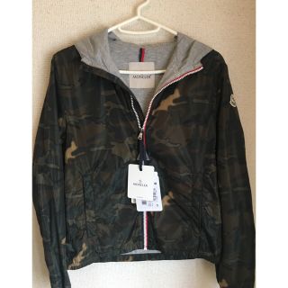 モンクレール(MONCLER)の新品 Moncler 迷彩柄ウインドブレイカー(ナイロンジャケット)