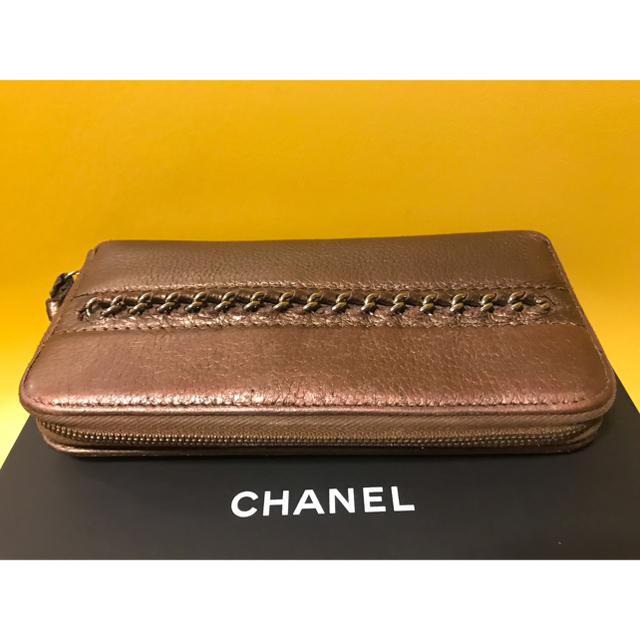 CHANEL(シャネル)のはさはさはさ様専用 正規品 美品 シャネル 長財布 キャビアスキン ブロンズ レディースのファッション小物(財布)の商品写真
