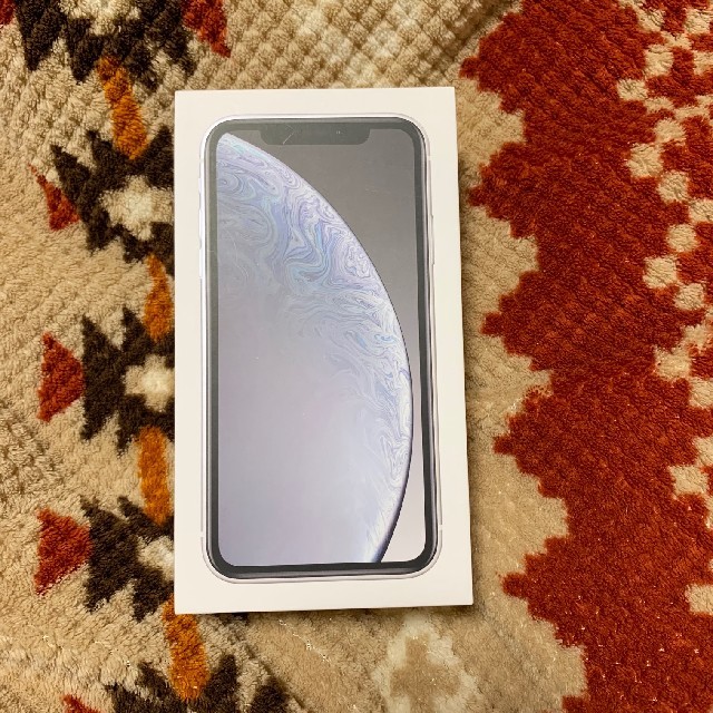 新品☆iPhoneXR 128GB simフリー☆