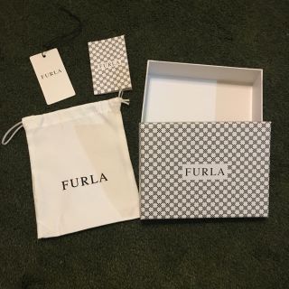 フルラ(Furla)のFURLA財布箱(ラッピング/包装)