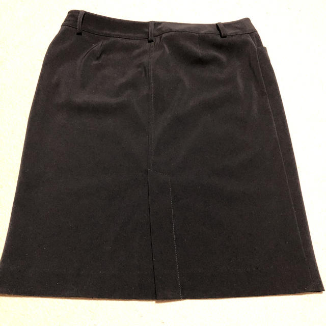 UNIQLO(ユニクロ)の[美品] UNIQLO ブラック タイトスカート レディースのスカート(ひざ丈スカート)の商品写真