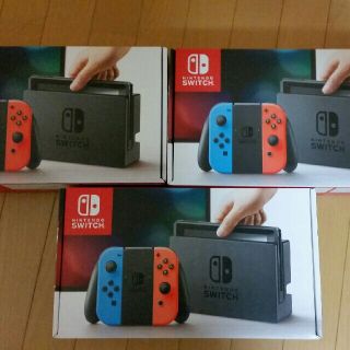 ニンテンドースイッチ(Nintendo Switch)のニンテンドースイッチ　ネオン(家庭用ゲーム機本体)