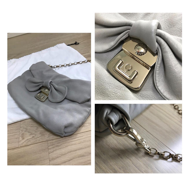 MARC BY MARC JACOBS(マークバイマークジェイコブス)のマークバイマークジェイコブスのハンドバッグクラッチバッグ☆グレージュ レディースのバッグ(ハンドバッグ)の商品写真