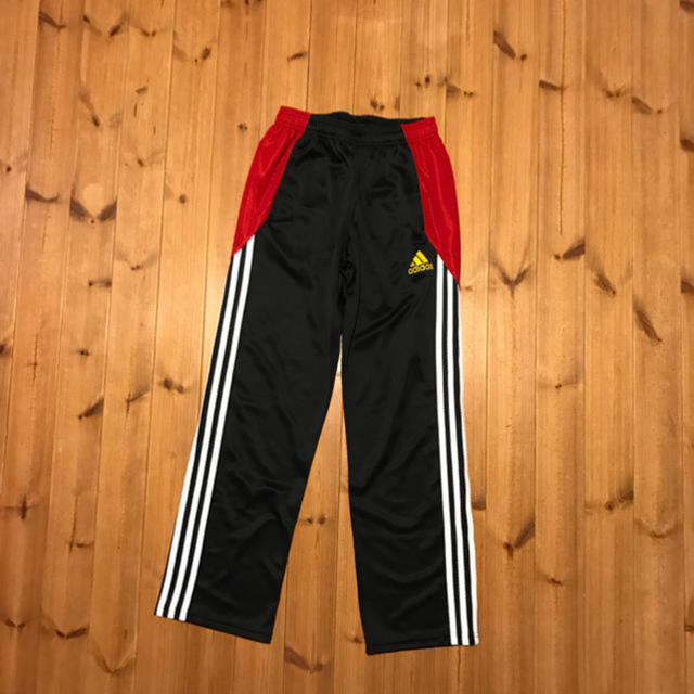 adidas(アディダス)のadidas キッズ キッズ/ベビー/マタニティのキッズ服男の子用(90cm~)(パンツ/スパッツ)の商品写真