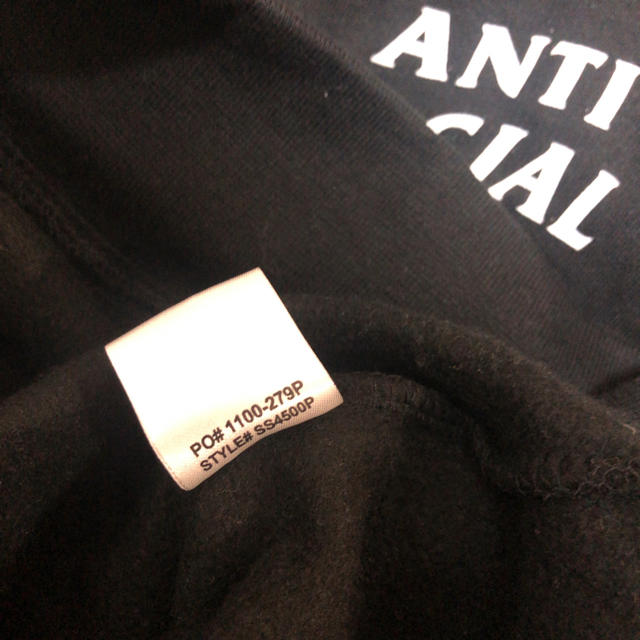 ANTI(アンチ)のAnti Social assc アンチ マインドゲームスパーカー 黒 美品 メンズのトップス(パーカー)の商品写真