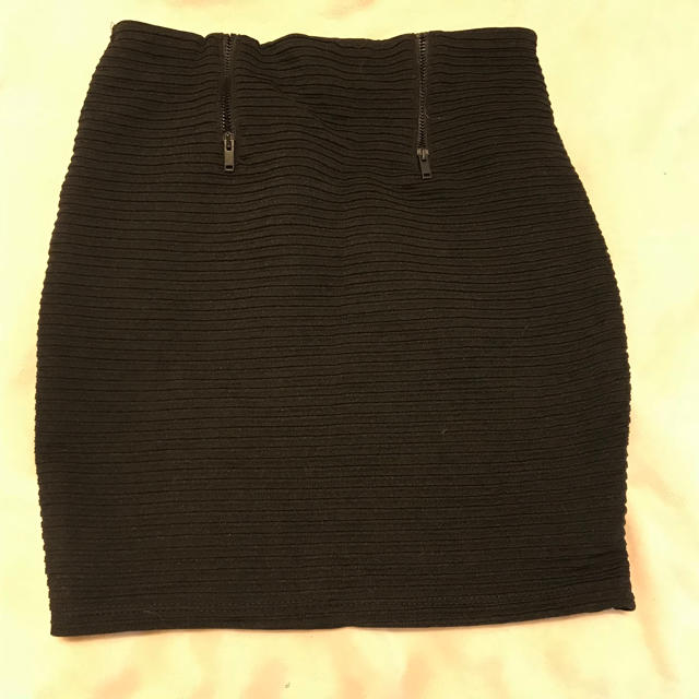 Bershka(ベルシュカ)のタイトスカート レディースのスカート(ミニスカート)の商品写真