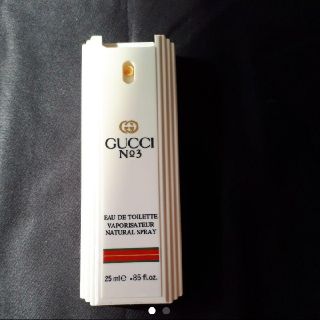 グッチ(Gucci)のグッチ　オードトワレ(香水(女性用))