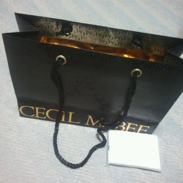 CECIL McBEE(セシルマクビー)のセシルショップバッグ レディースのバッグ(ショップ袋)の商品写真