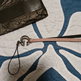 グッチ(Gucci)の新品☆GUCCI☆ストラップ☆(ストラップ/イヤホンジャック)