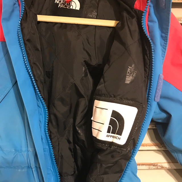 THE NORTH FACE(ザノースフェイス)のザノースフェイス つなぎ スキーウエア キッズ/ベビー/マタニティのキッズ服男の子用(90cm~)(その他)の商品写真