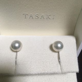 タサキ(TASAKI)の薔薇姫様ご確認用 現行品パールイヤリング(イヤリング)