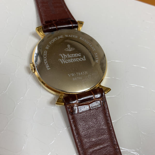 すので Vivienne Westwood - vivienne westwood 腕時計の通販 by shop｜ヴィヴィアンウエストウッドならラクマ がございま