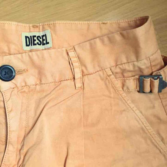 DIESEL(ディーゼル)のDIESEL ショートパンツ レディースのパンツ(ショートパンツ)の商品写真