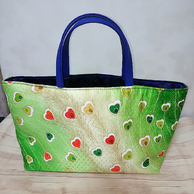 着物 リメイク トートバック ハンドメイドのファッション小物(バッグ)の商品写真