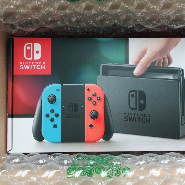 Nintendo Switch(ニンテンドースイッチ)のNintendo Switch本体２台  エンタメ/ホビーのゲームソフト/ゲーム機本体(家庭用ゲーム機本体)の商品写真