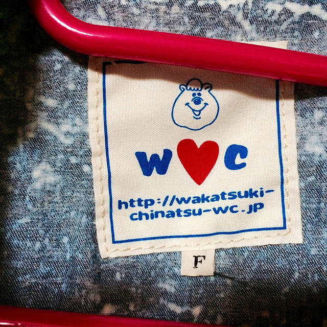 wc(ダブルシー)の☆W♥️C ケミカルデニムシャツ☆ レディースのトップス(シャツ/ブラウス(長袖/七分))の商品写真