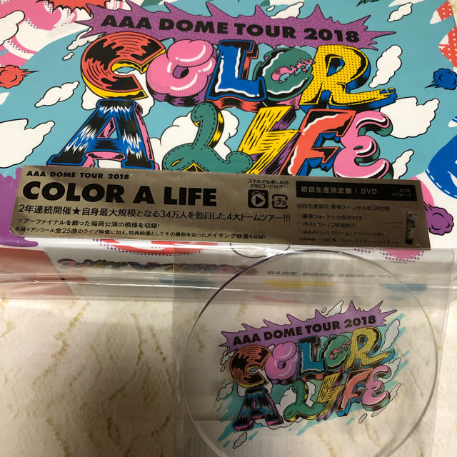 AAA(トリプルエー)のAAA DOME TOUR 2018 COLOR A LIFE エンタメ/ホビーのDVD/ブルーレイ(ミュージック)の商品写真