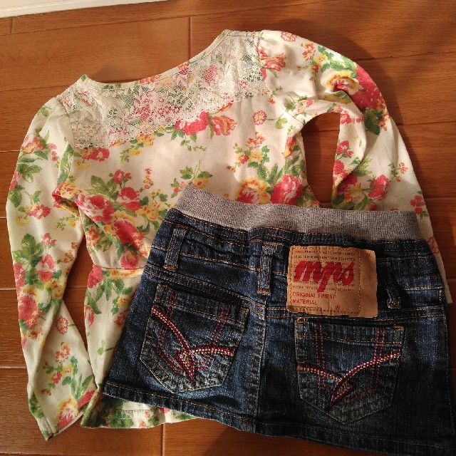 MPS(エムピーエス)の【100cm】カットソー&スカート2点セット キッズ/ベビー/マタニティのキッズ服女の子用(90cm~)(Tシャツ/カットソー)の商品写真