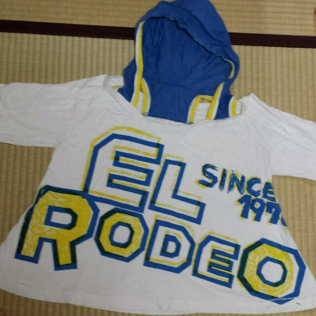 EL RODEO(エルロデオ)のエルロデオTシャツ レディースのトップス(Tシャツ(長袖/七分))の商品写真