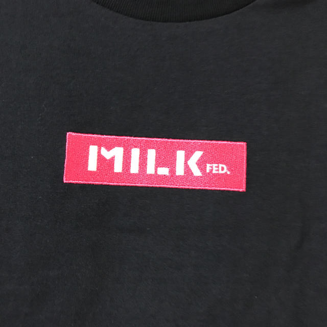 MILKFED.(ミルクフェド)のmilkfed. ミルクフェド ボックスロゴ ワンピース ネイビー  新品 レディースのワンピース(ひざ丈ワンピース)の商品写真