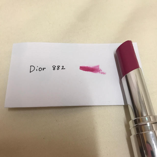 Dior(ディオール)のディオールアディクトラッカースティック 882 コスメ/美容のベースメイク/化粧品(口紅)の商品写真