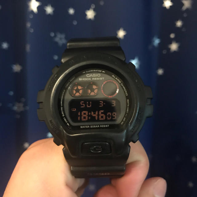 G-SHOCK(ジーショック)の美品 g-shock dw-6900 マットブラック 限定品 メンズの時計(腕時計(デジタル))の商品写真