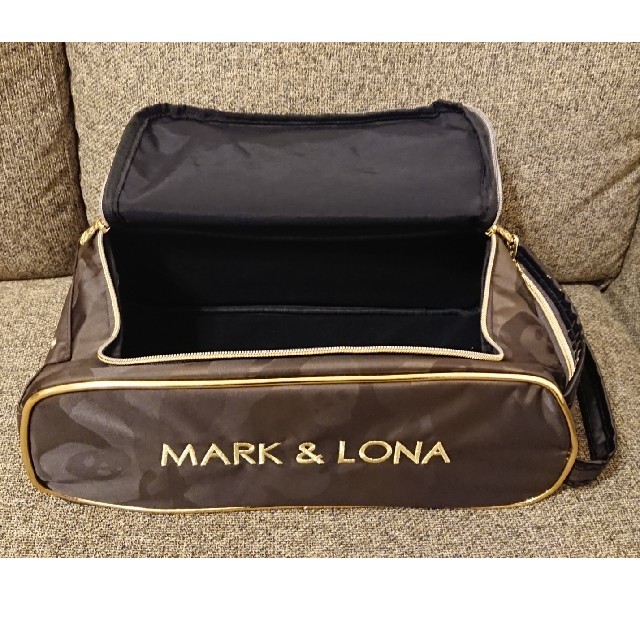 MARK&LONA(マークアンドロナ)のMARK&LONA シューズケース 美品 スポーツ/アウトドアのゴルフ(その他)の商品写真