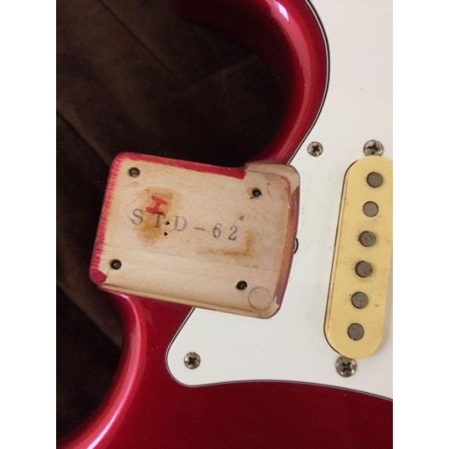 fender stratocaster エレキギター