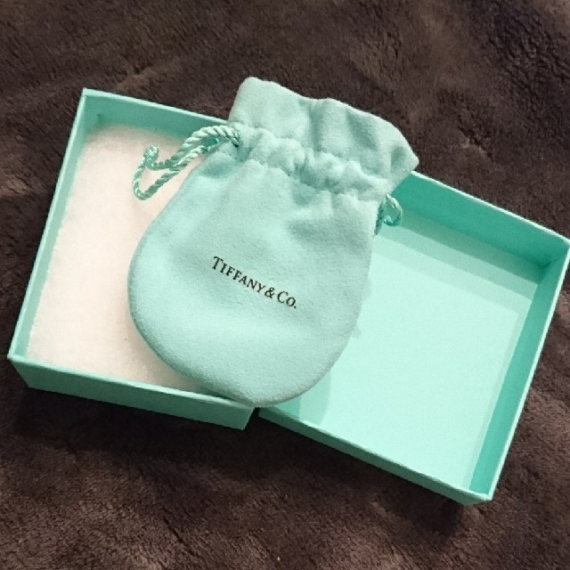 Tiffany & Co.(ティファニー)のティファニー 小箱 レディースのバッグ(ショップ袋)の商品写真