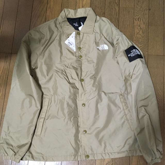 THE NORTH FACE(ザノースフェイス)のノースフェイス コーチジャケット ツイルベージュ  Lサイズ メンズのジャケット/アウター(ナイロンジャケット)の商品写真