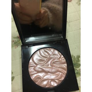 ローラメルシエ(laura mercier)のローラメルシエ フェイスイルミネーター(フェイスカラー)