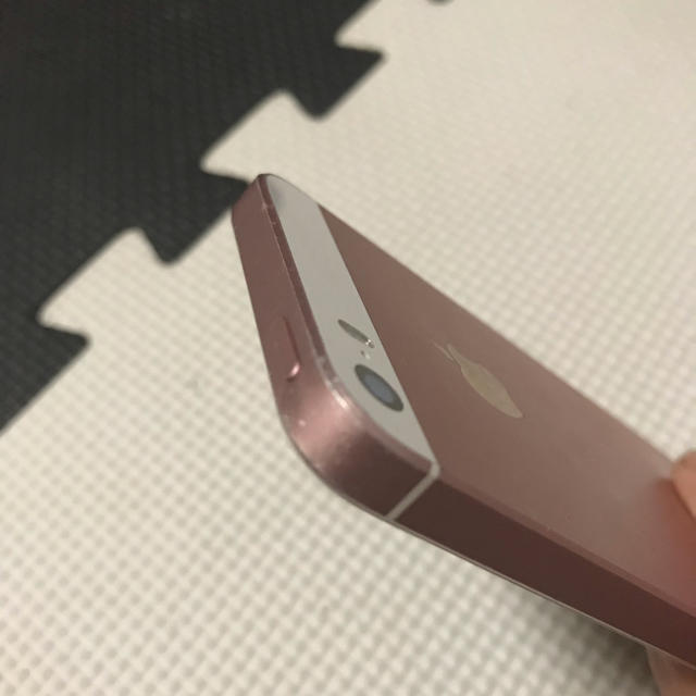 Apple - au iPhone SE 16GB 中古☆の通販 by こたつ's shop｜アップルならラクマ 格安正規店