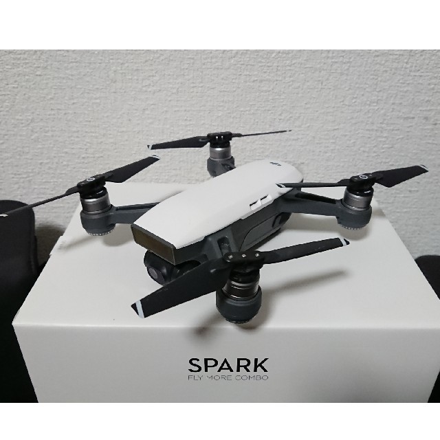 シリアルシール付 DJI spark 【超お得アクセサリー多数】 - 通販